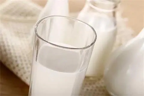 空腹喝酸奶到底好不好？